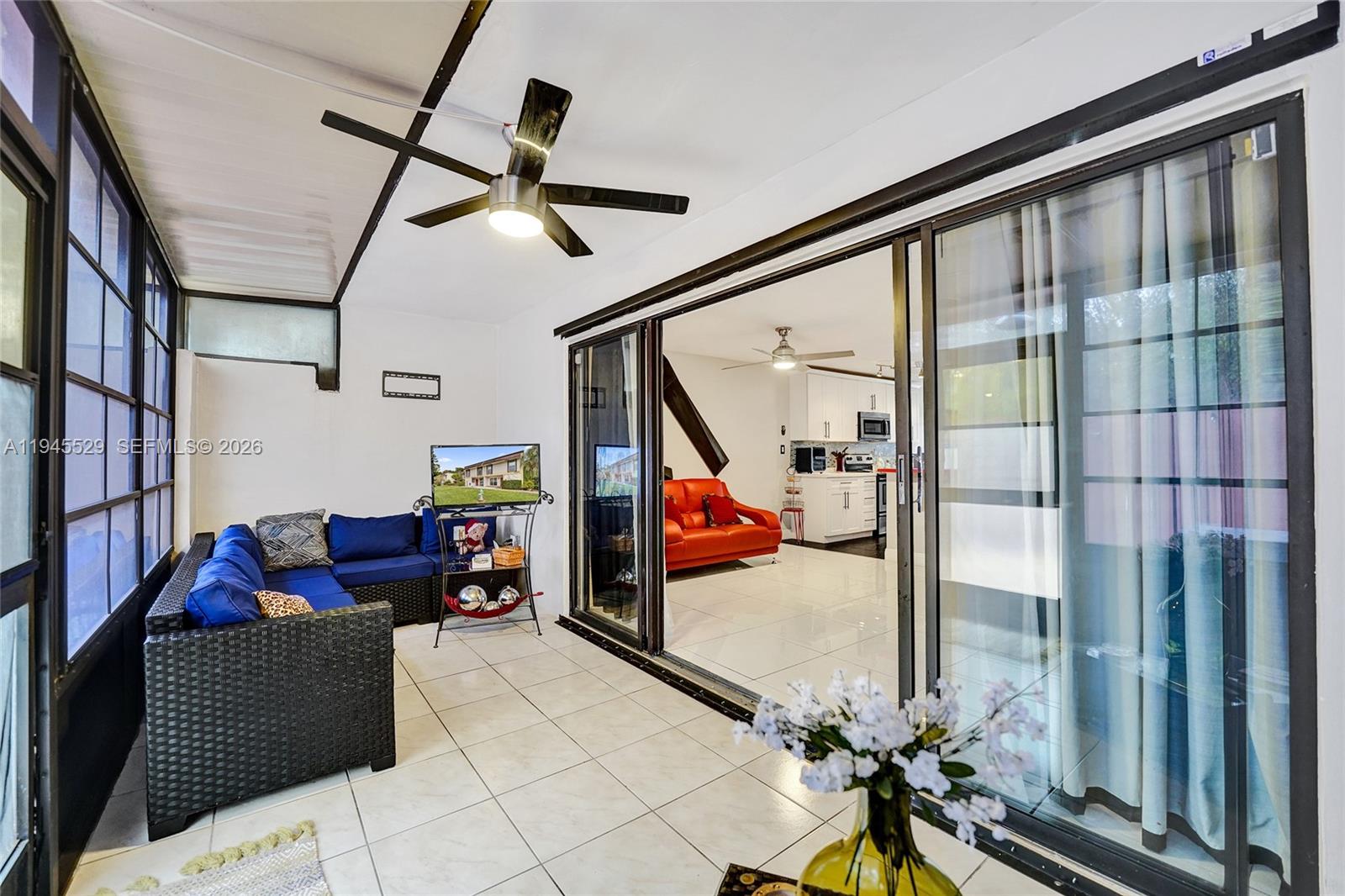 HOLLYWOOD GARDENS CONDOMI - Residential