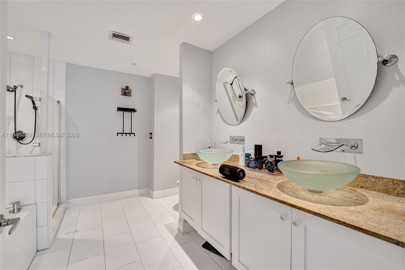 HOLLYWOOD GARDENS CONDOMI - Residential