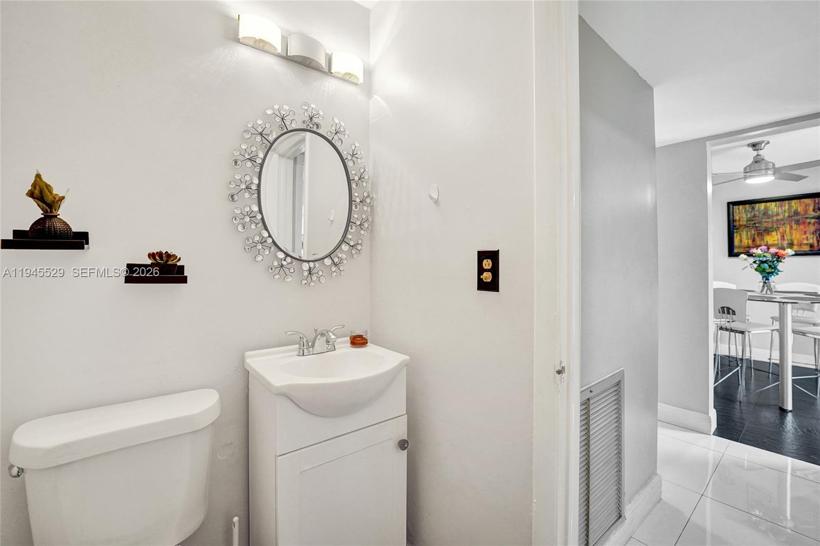 HOLLYWOOD GARDENS CONDOMI - Residential