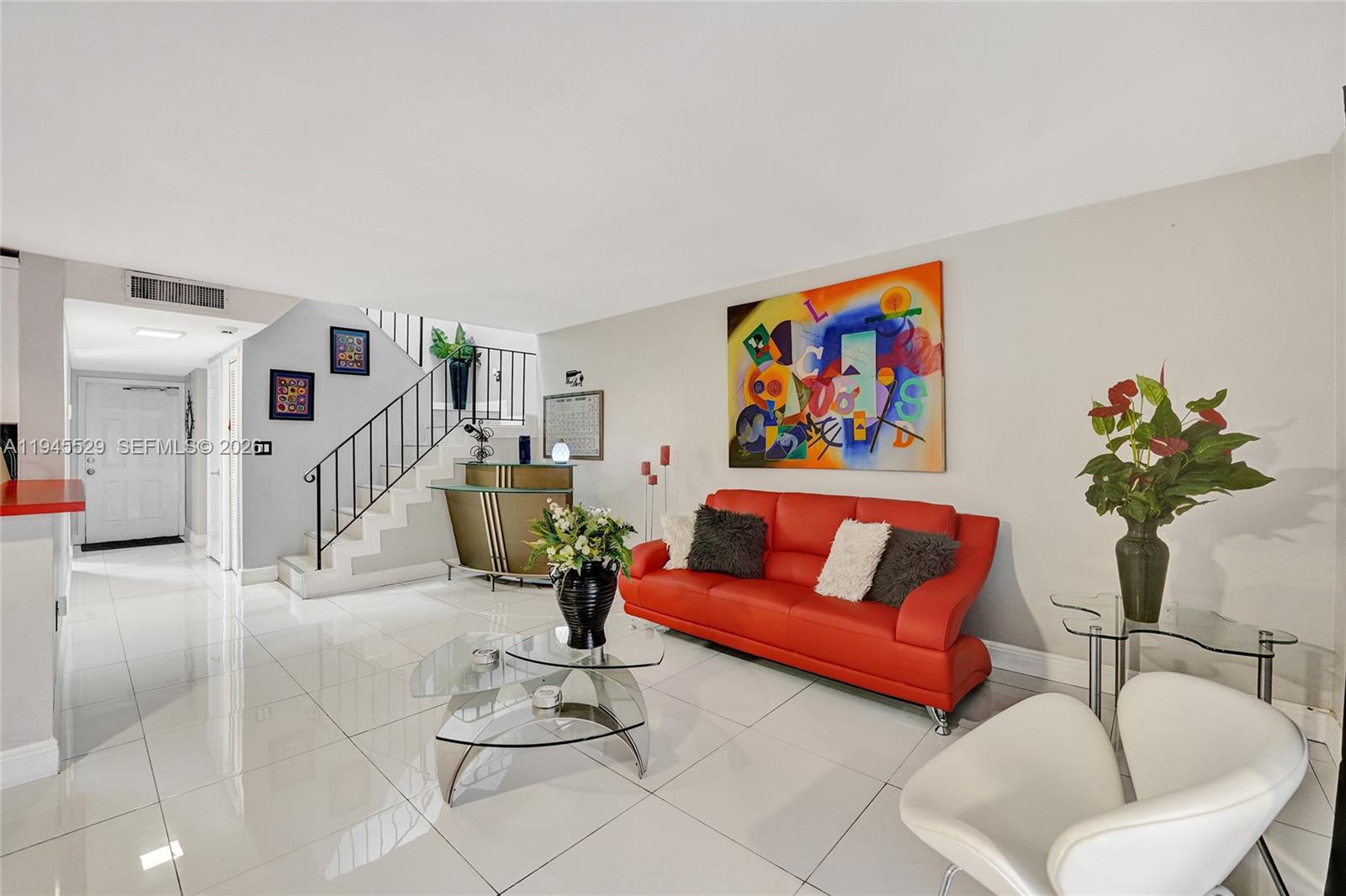 HOLLYWOOD GARDENS CONDOMI - Residential