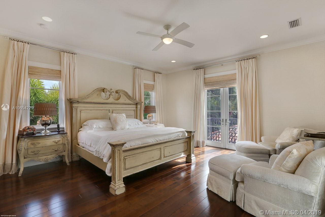 Admirals Cove - Residential