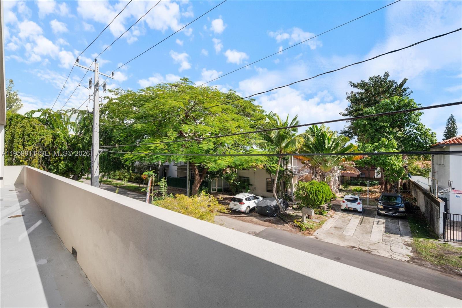 AMND MIAMI SUBURBAN ACRES - Residential