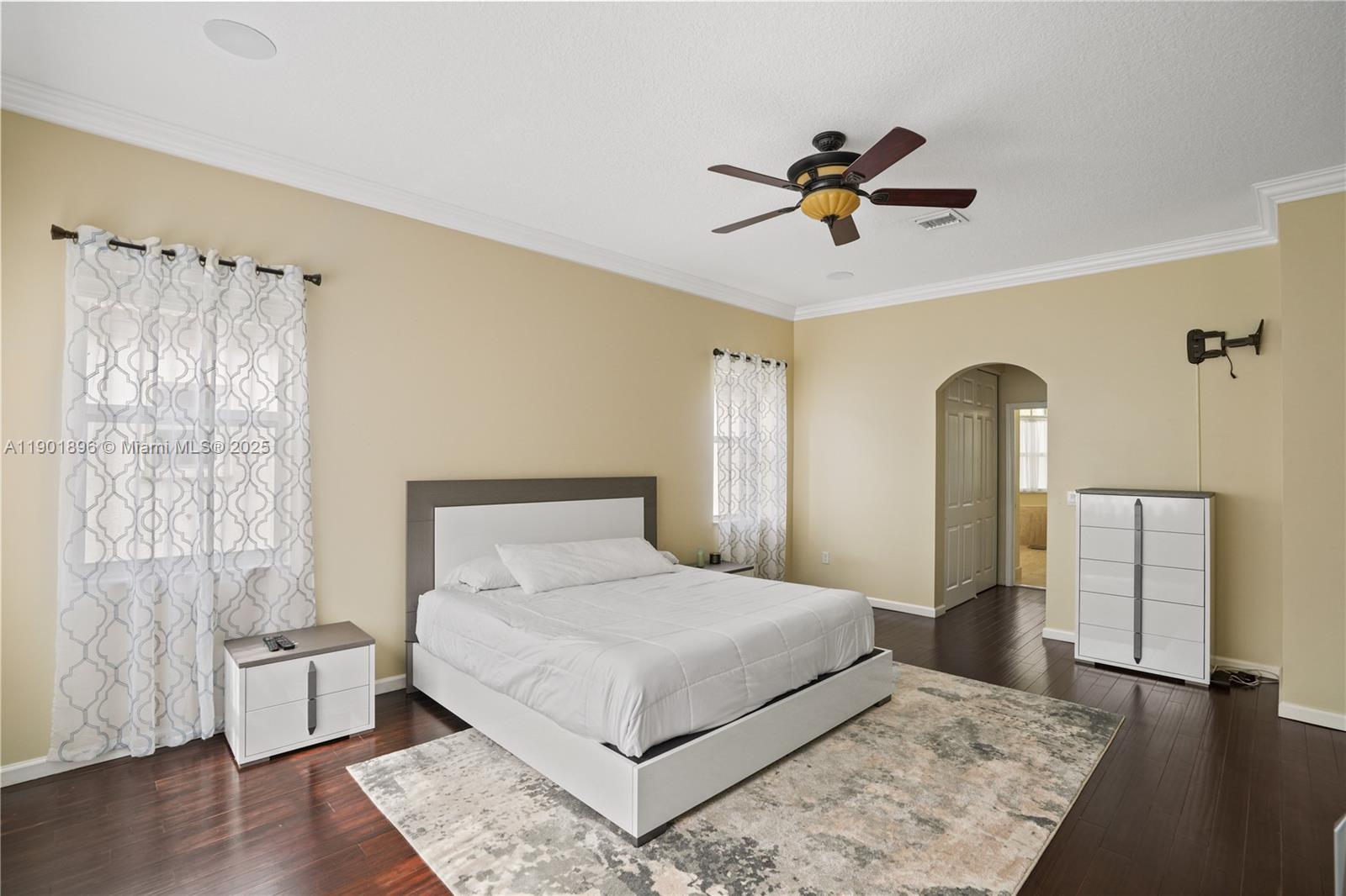 RIVIERA ISLES II - Residential Lease