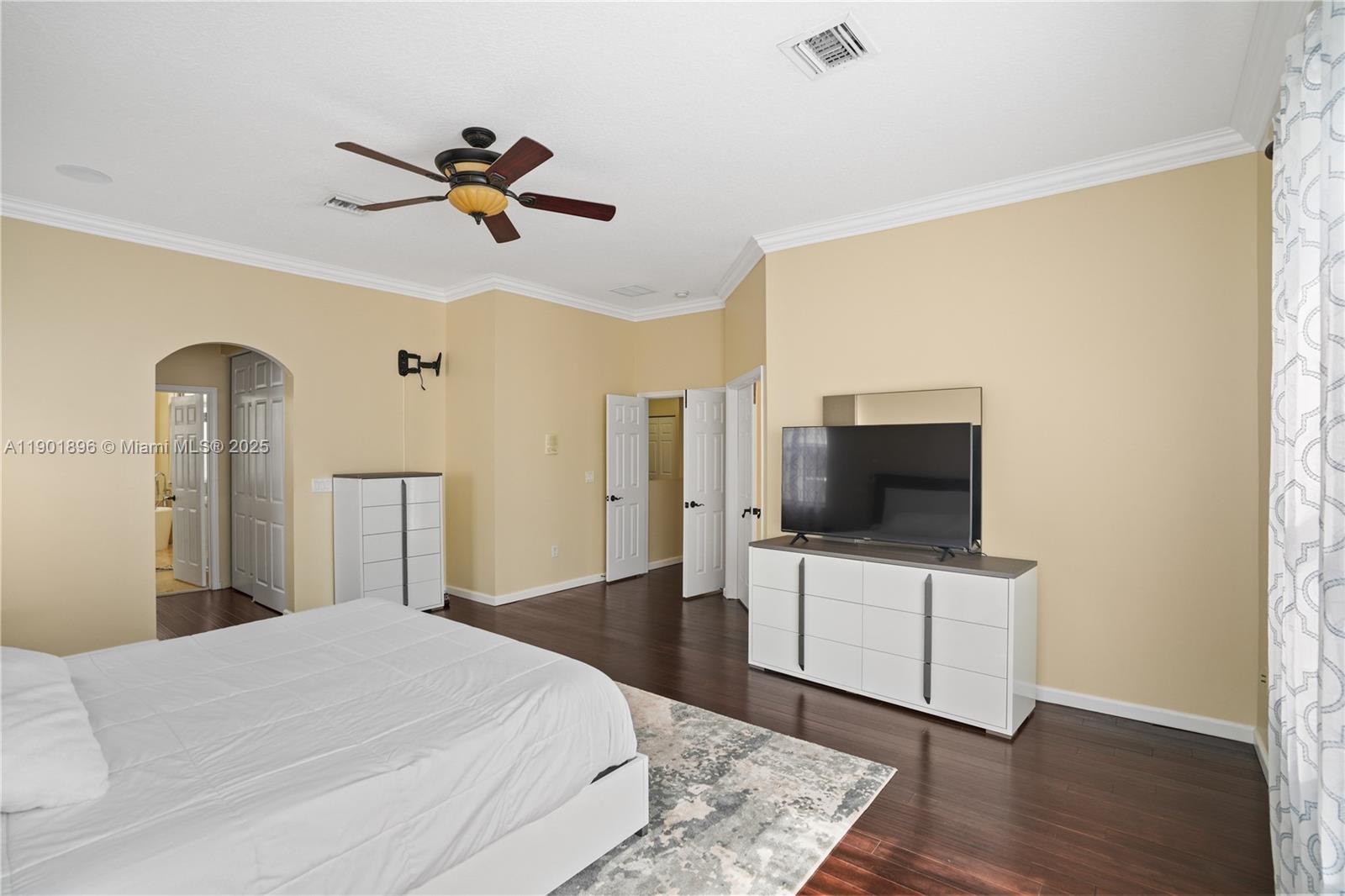 RIVIERA ISLES II - Residential Lease