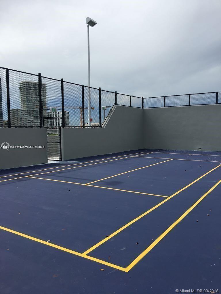 PARAISO BAYVIEWS CONDO - Residential