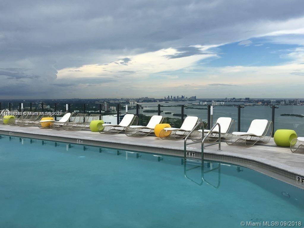 PARAISO BAYVIEWS CONDO - Residential