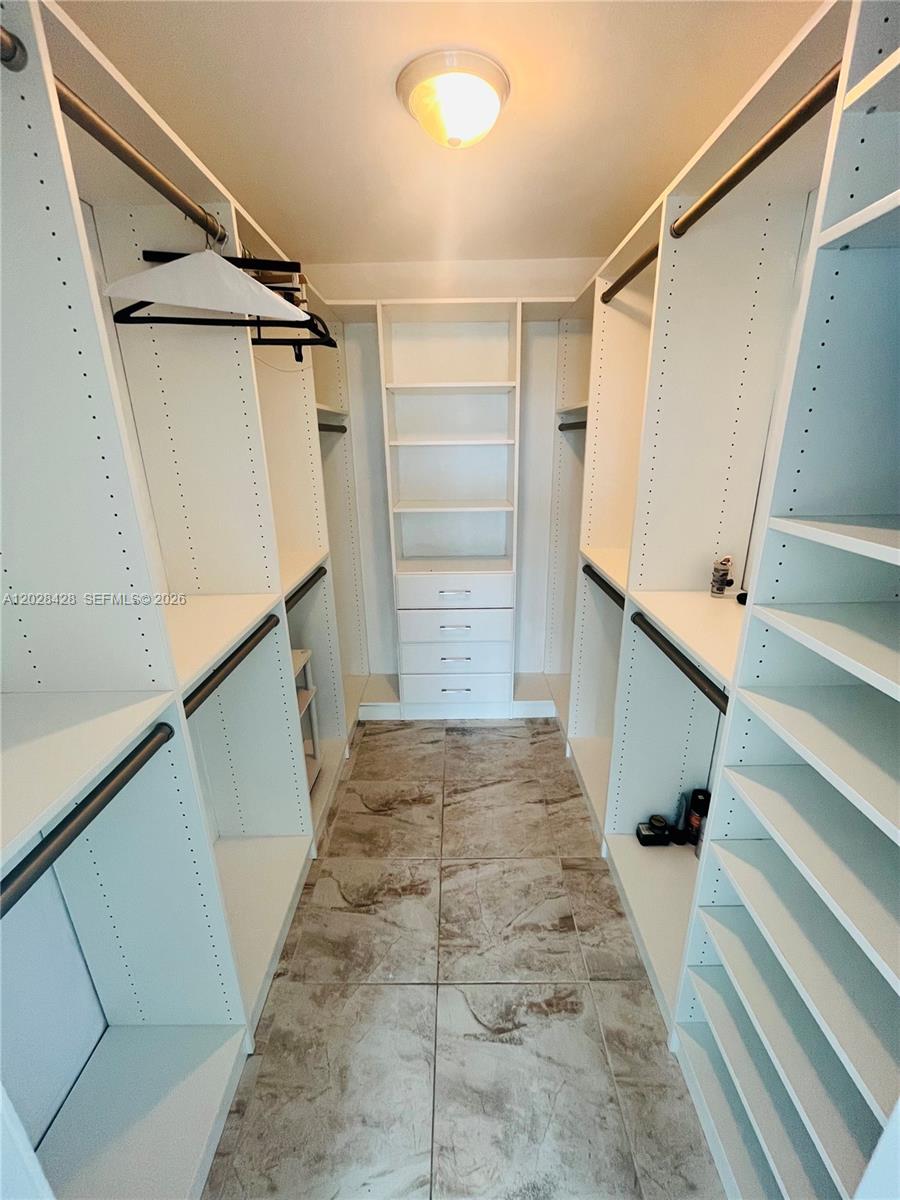 MIRASOL OCEAN TOWERS COND - Residential