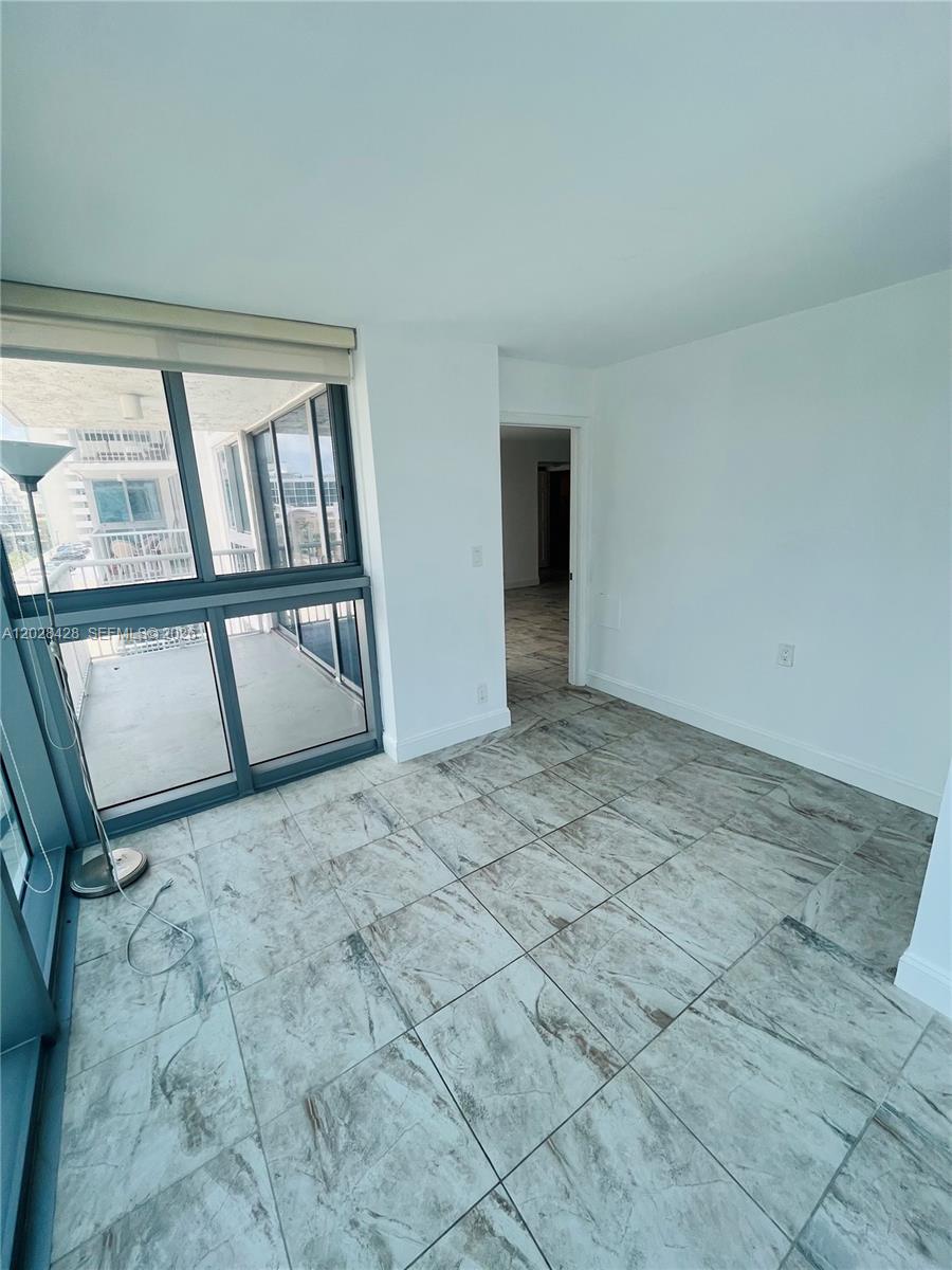 MIRASOL OCEAN TOWERS COND - Residential
