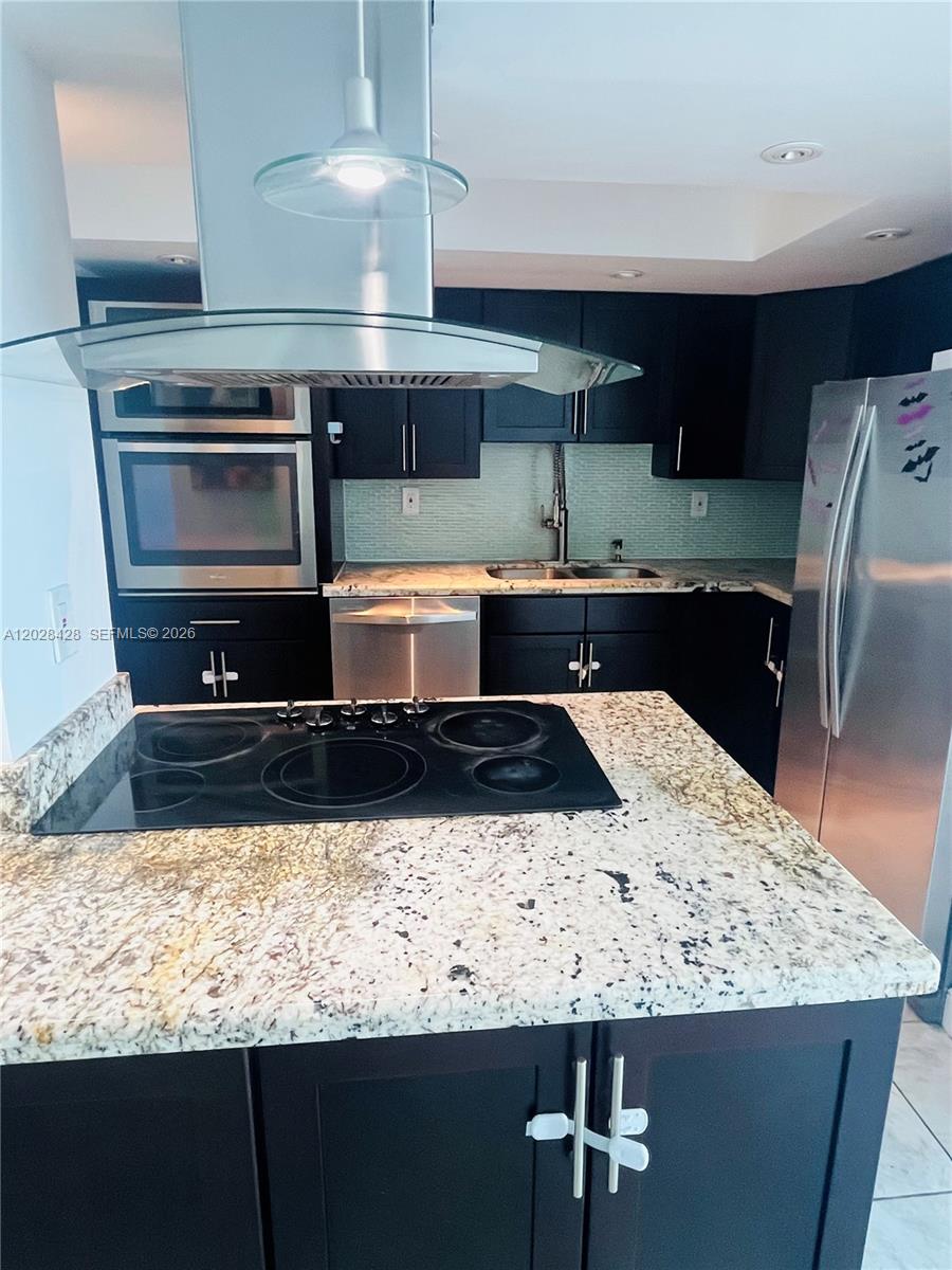 MIRASOL OCEAN TOWERS COND - Residential