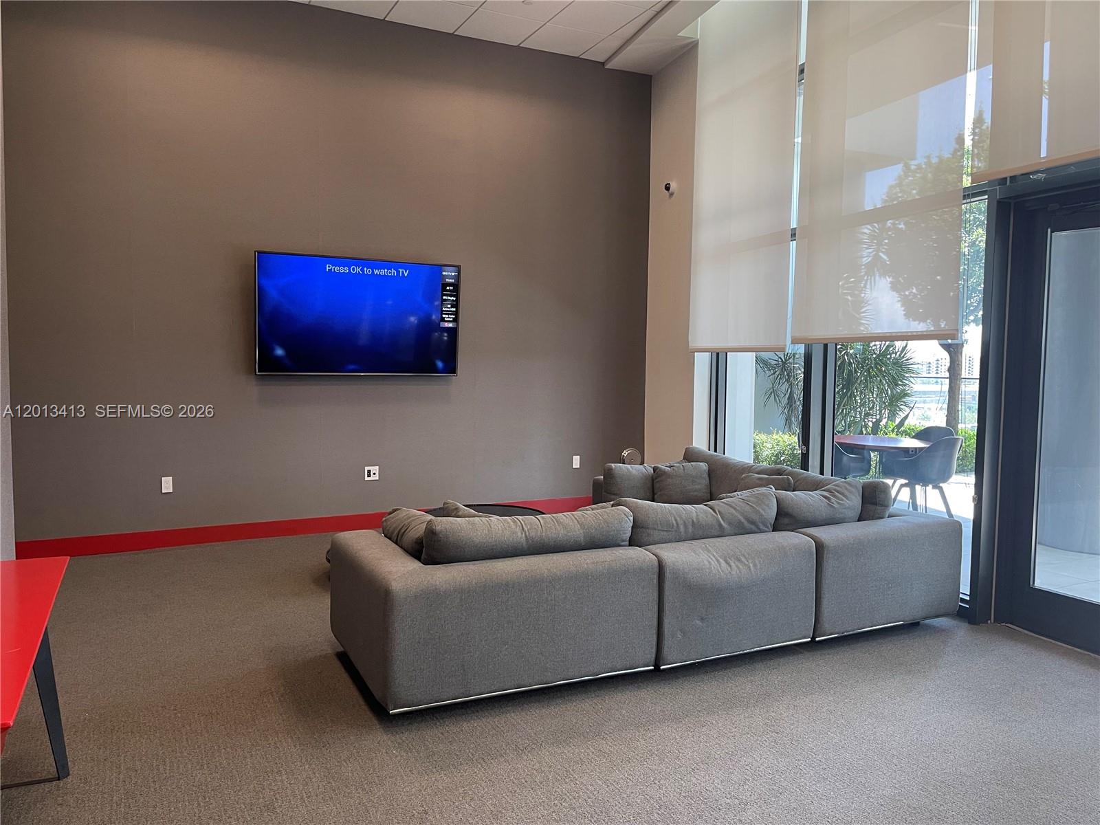 CANVAS CONDO - Residential Lease