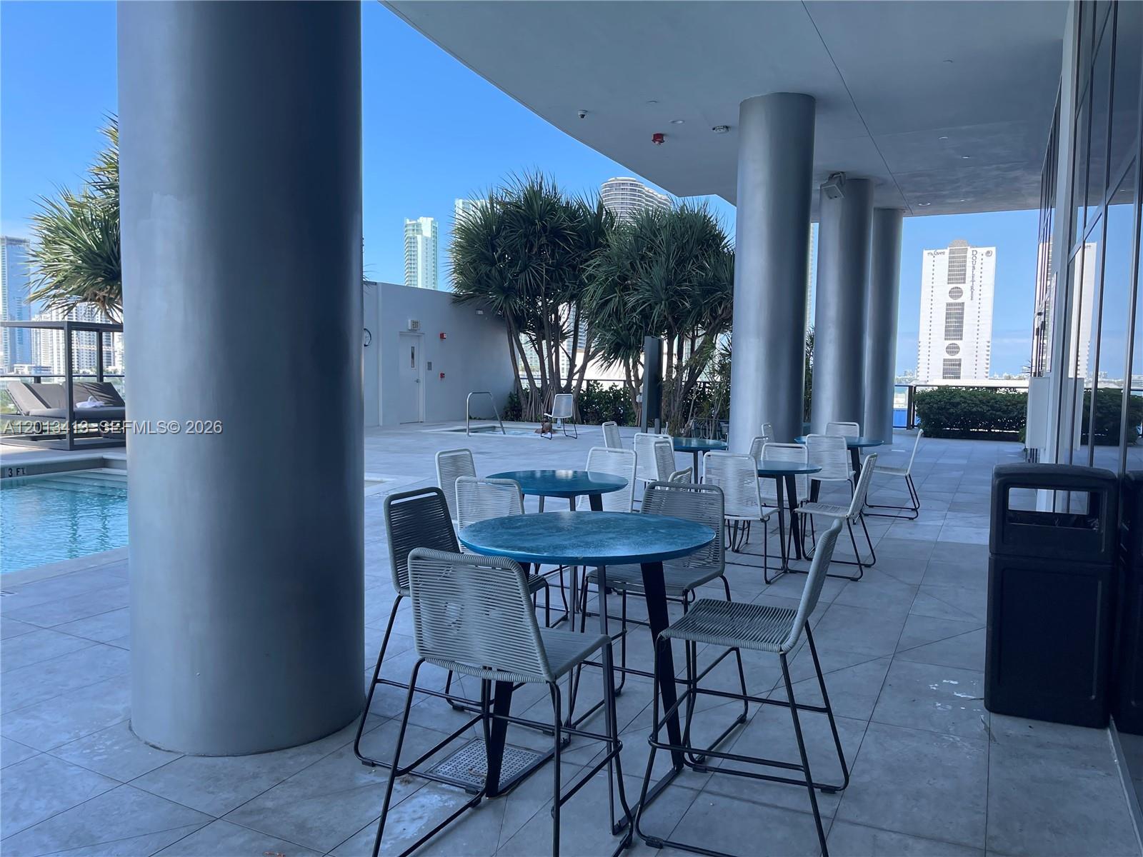 CANVAS CONDO - Residential Lease
