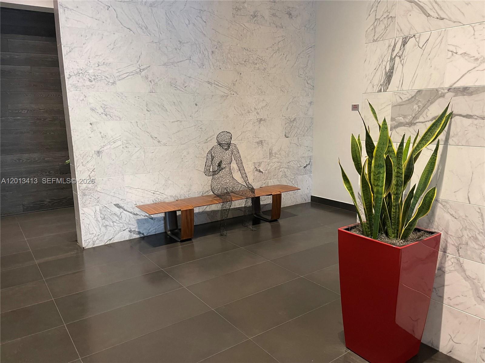 CANVAS CONDO - Residential Lease