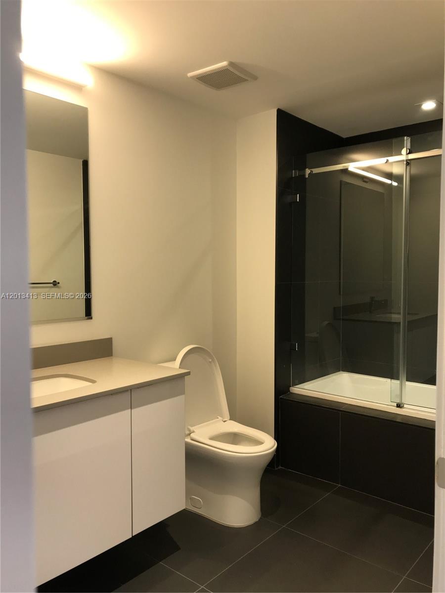 CANVAS CONDO - Residential Lease