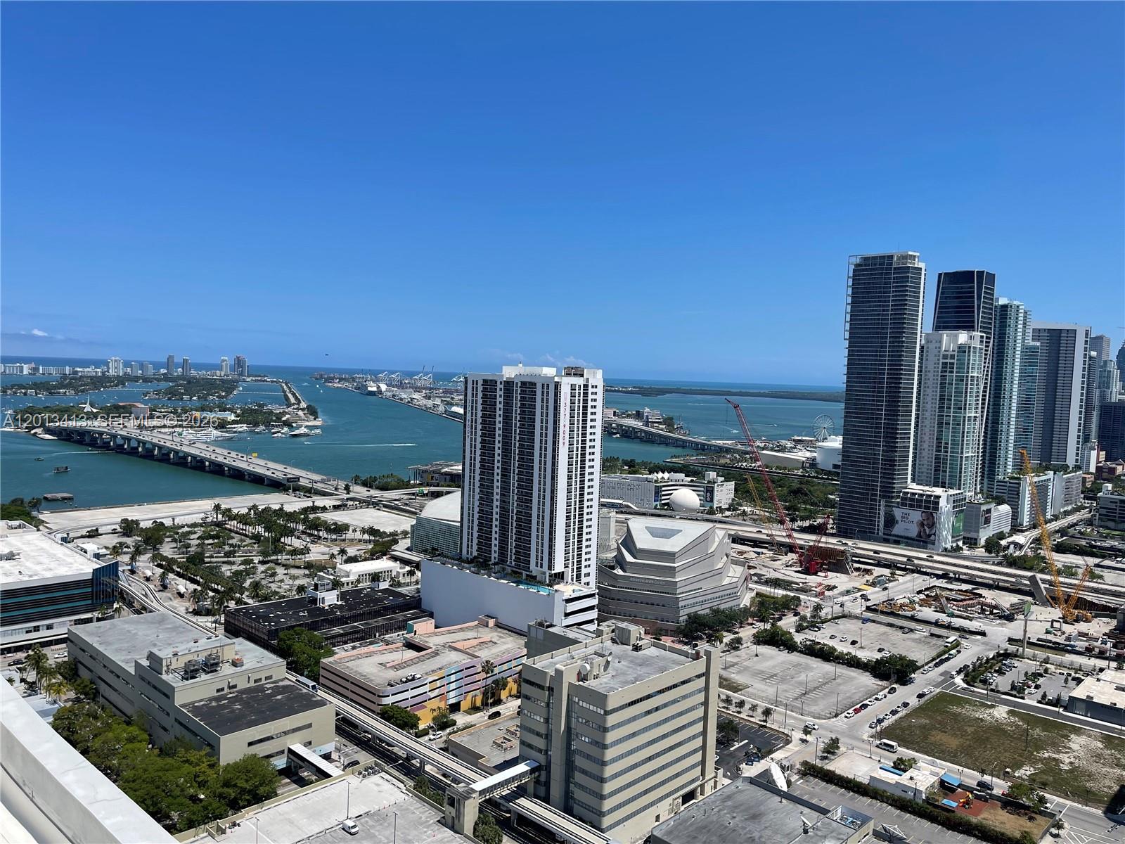 CANVAS CONDO - Residential Lease