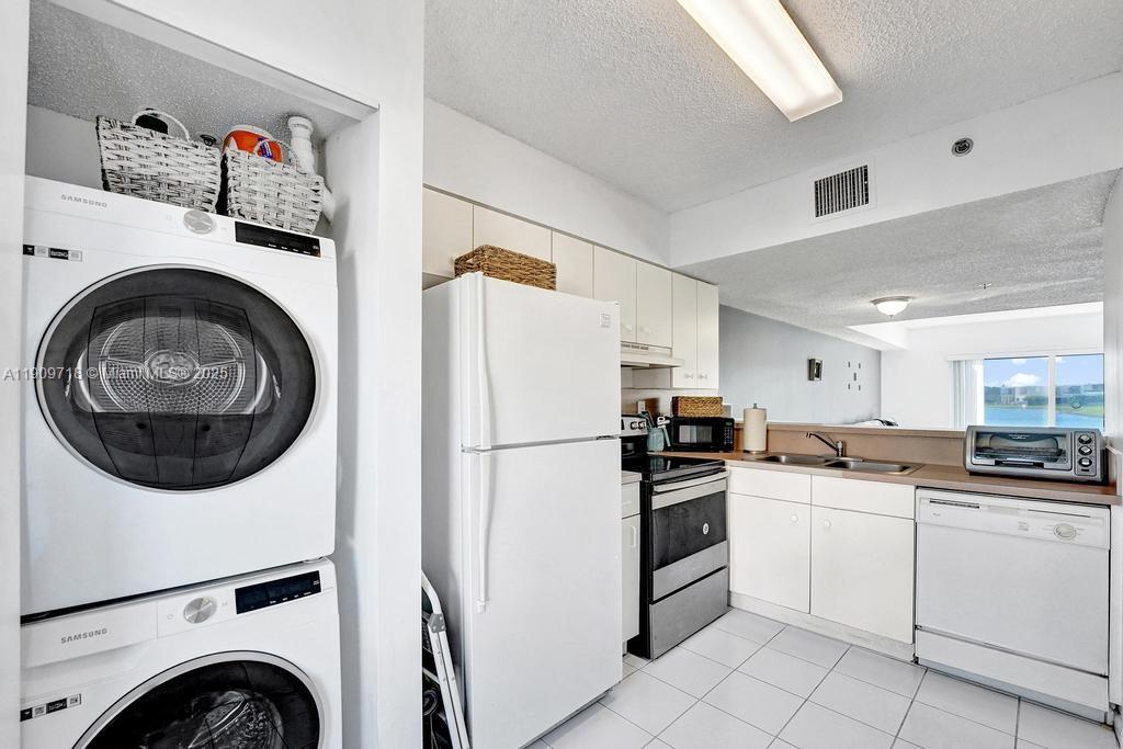 Riviera at Weston - Residential