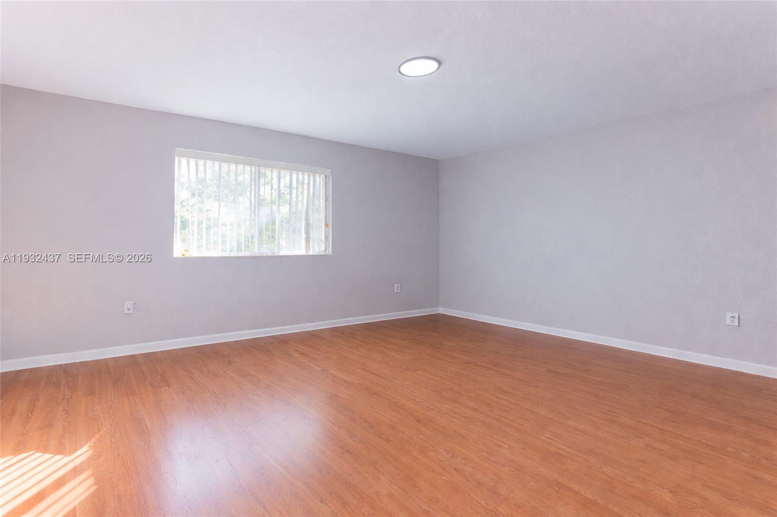 THIRD AVENUE CONDOMINIUM - Residential