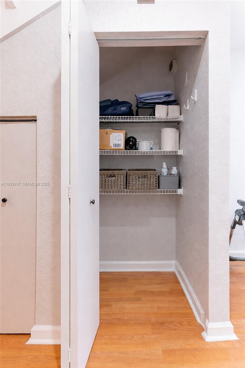 THIRD AVENUE CONDOMINIUM - Residential