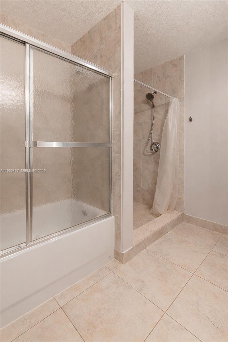 THIRD AVENUE CONDOMINIUM - Residential