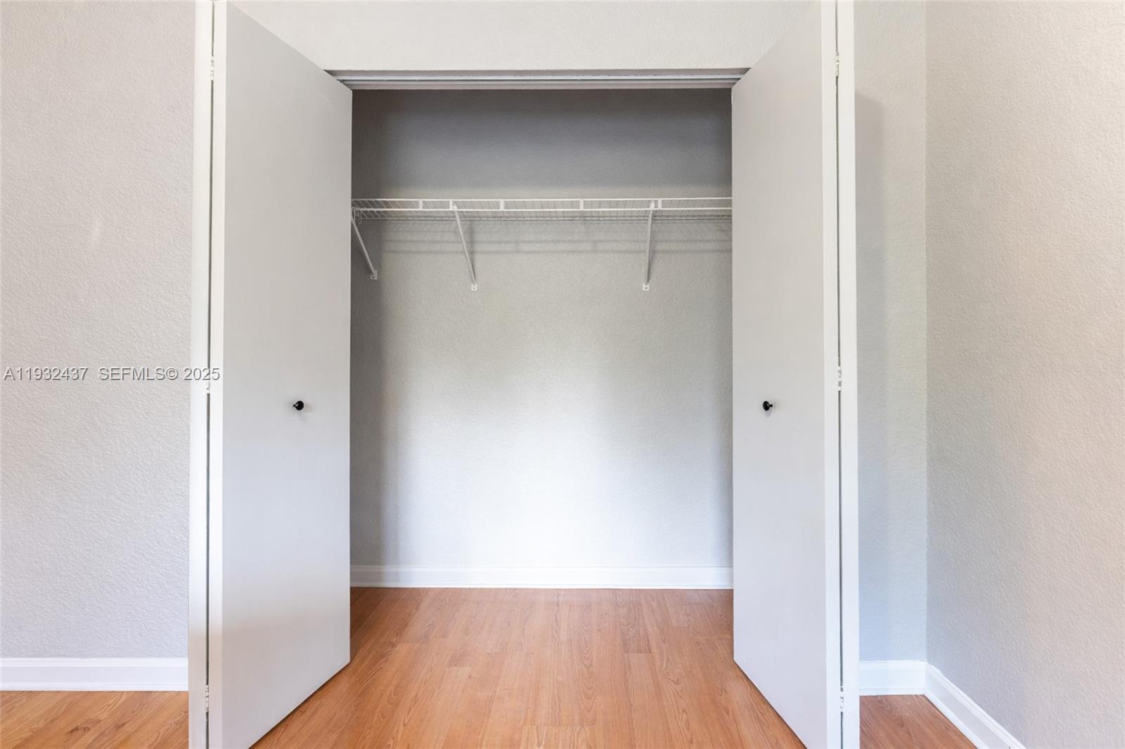 THIRD AVENUE CONDOMINIUM - Residential