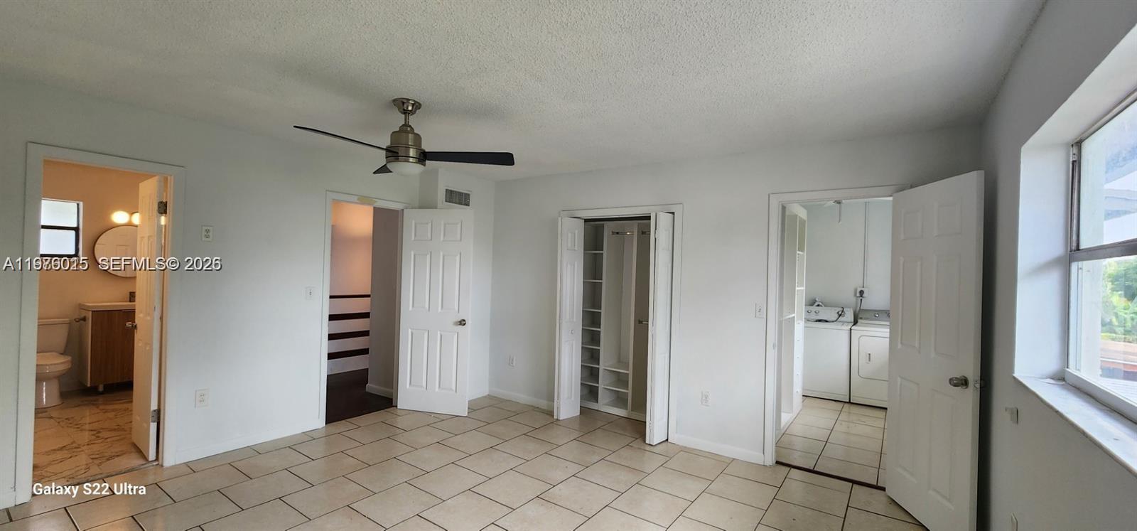 SNAPPER CREEK TOWNHOUSES - Residential Lease