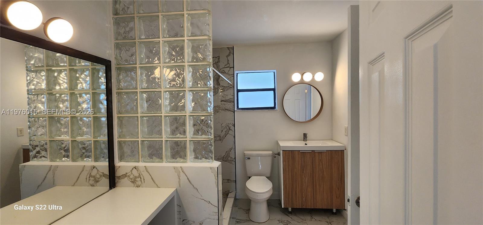 SNAPPER CREEK TOWNHOUSES - Residential Lease