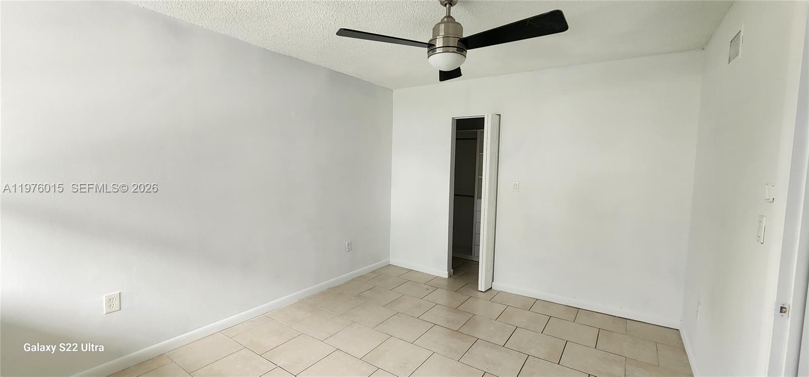 SNAPPER CREEK TOWNHOUSES - Residential Lease