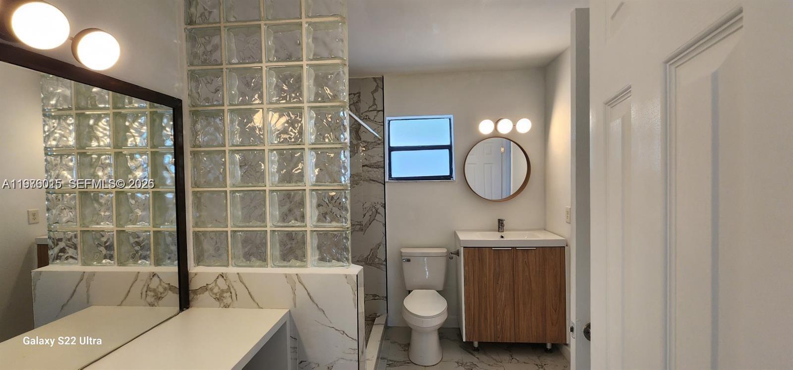 SNAPPER CREEK TOWNHOUSES - Residential Lease