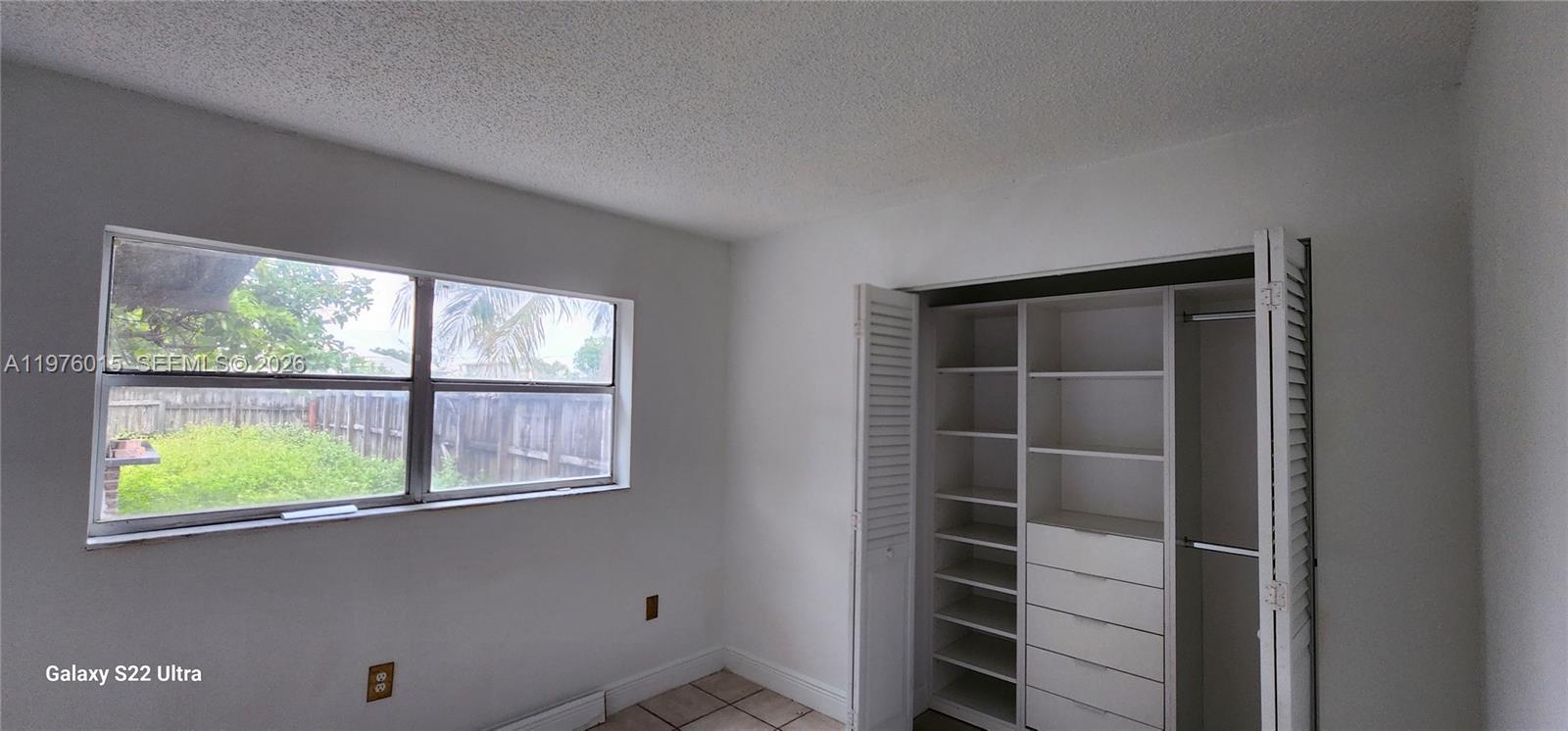 SNAPPER CREEK TOWNHOUSES - Residential Lease