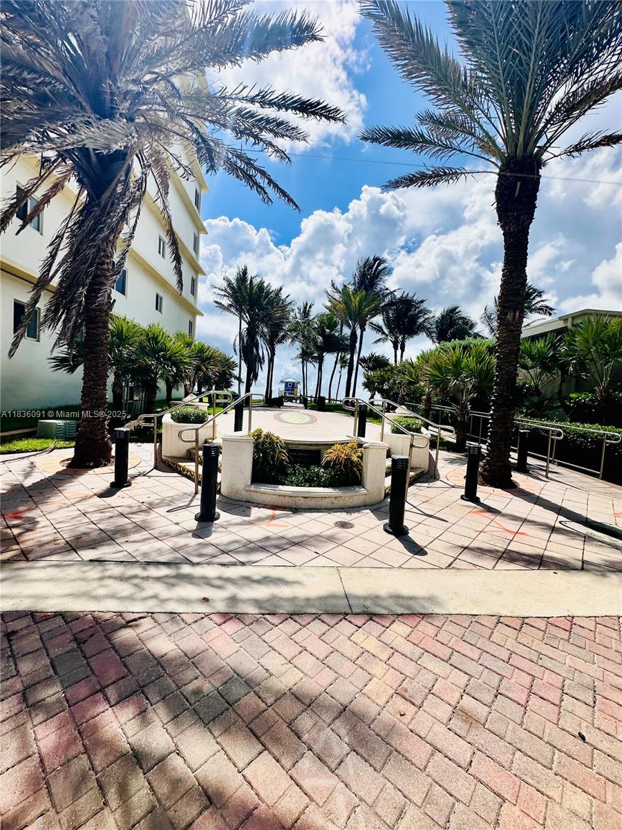 WATERWAY @ HOLLYWOOD BEAC - Residential Lease