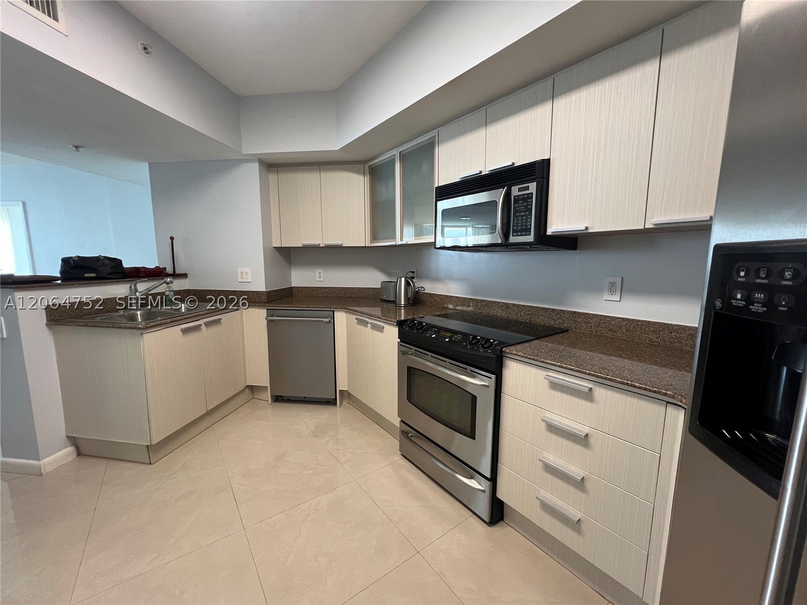 16699 Collins Ave 1202