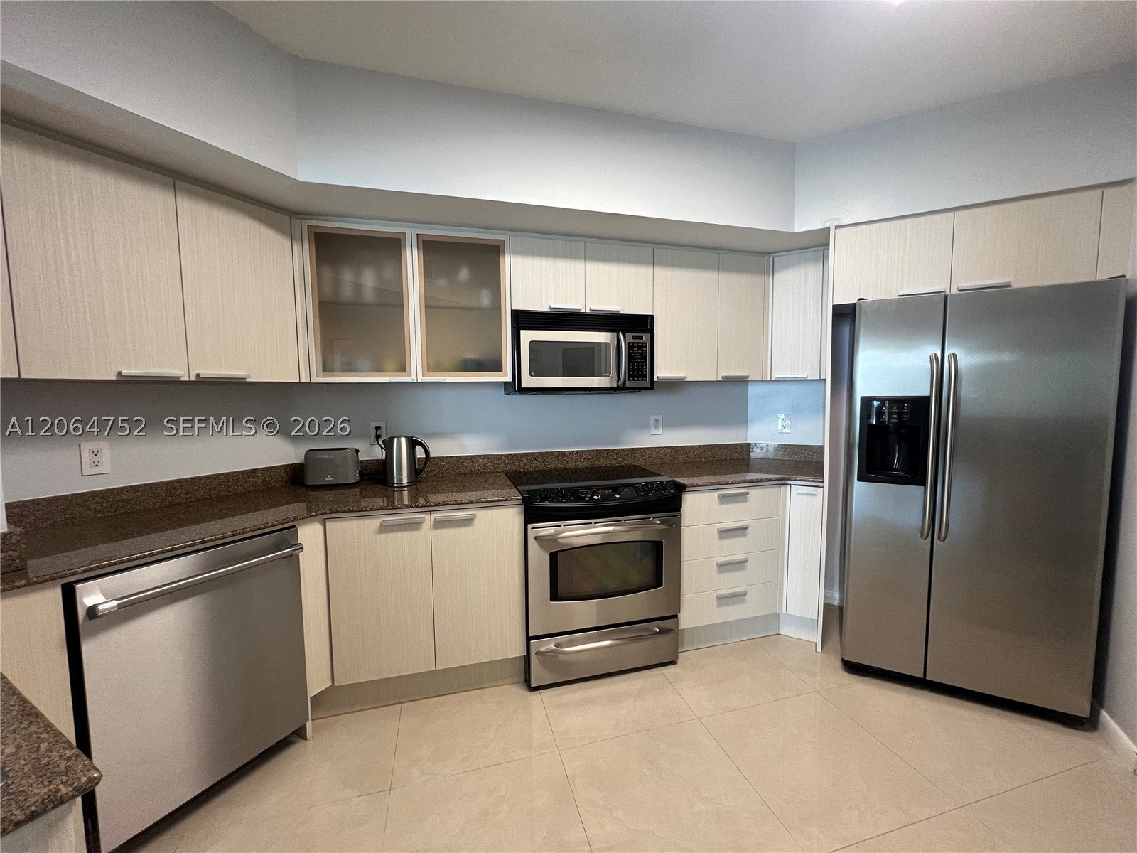 16699 Collins Ave 1202