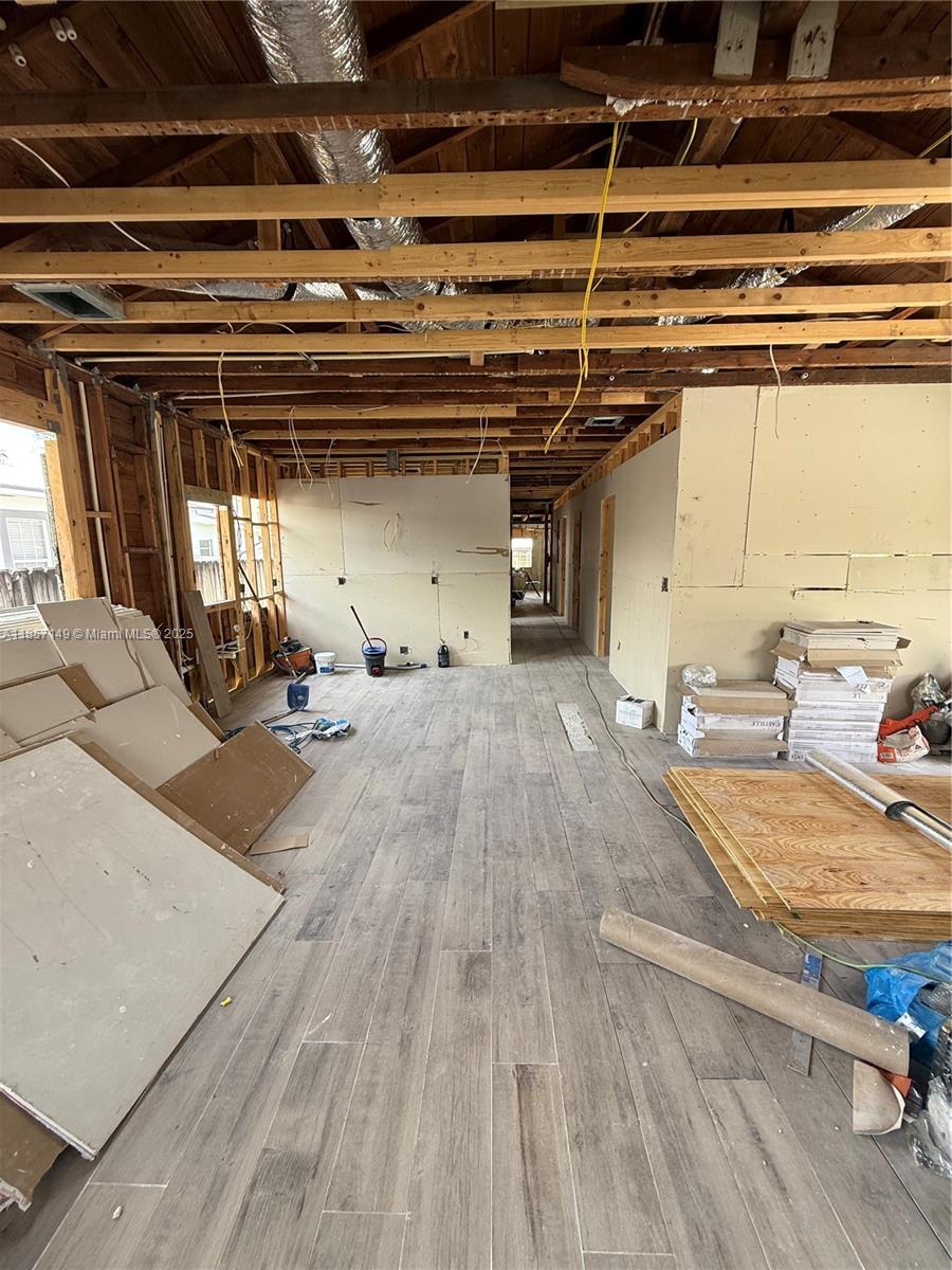 GRAPELAND - Residential