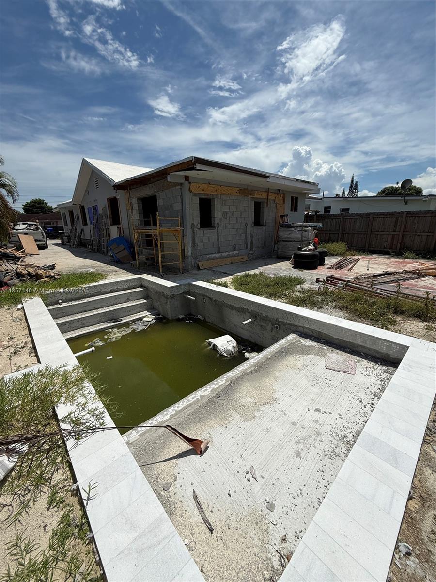 GRAPELAND - Residential