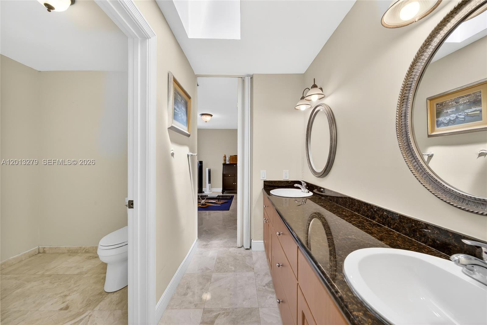 ROYAL LAKES 1ST ADDN - Residential