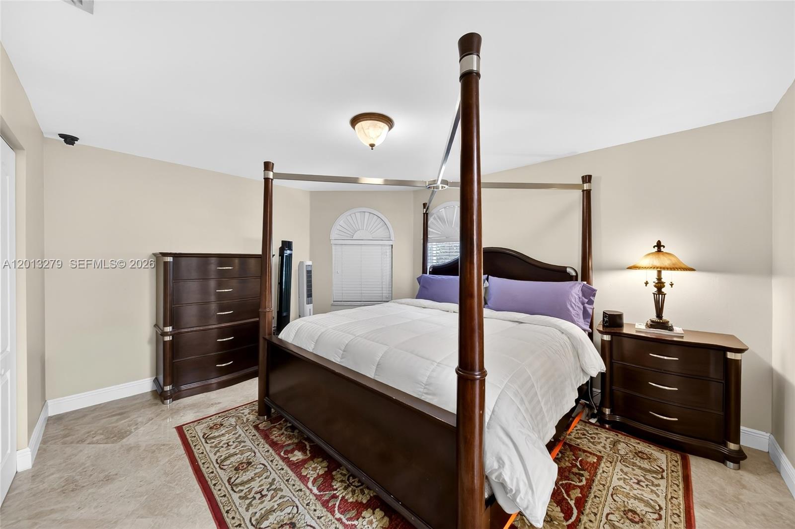 ROYAL LAKES 1ST ADDN - Residential