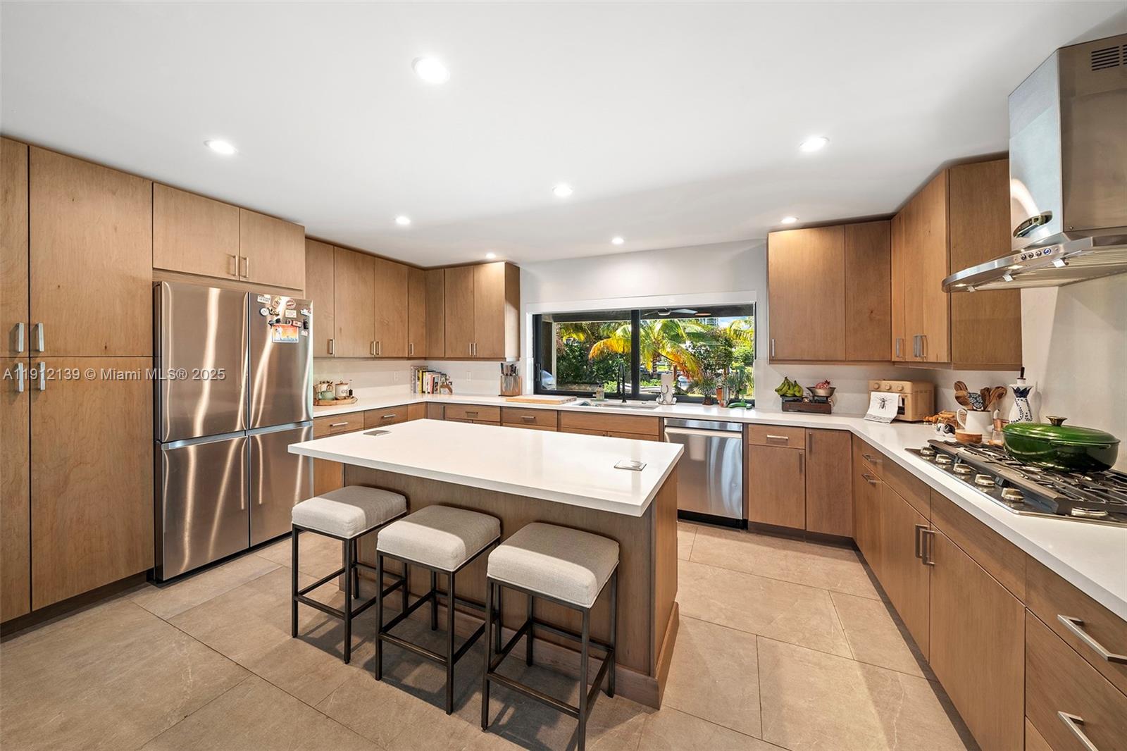 GOLDEN ISLES - Residential Lease