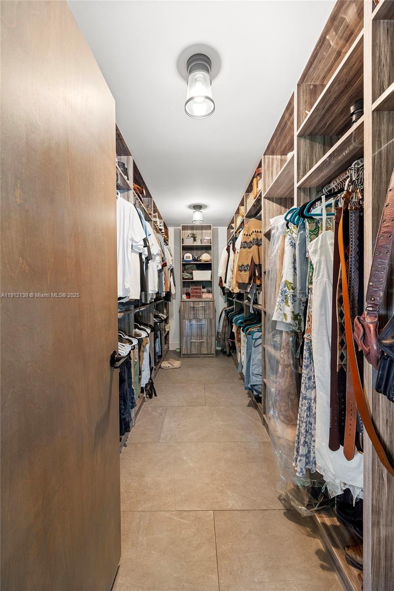 GOLDEN ISLES - Residential Lease