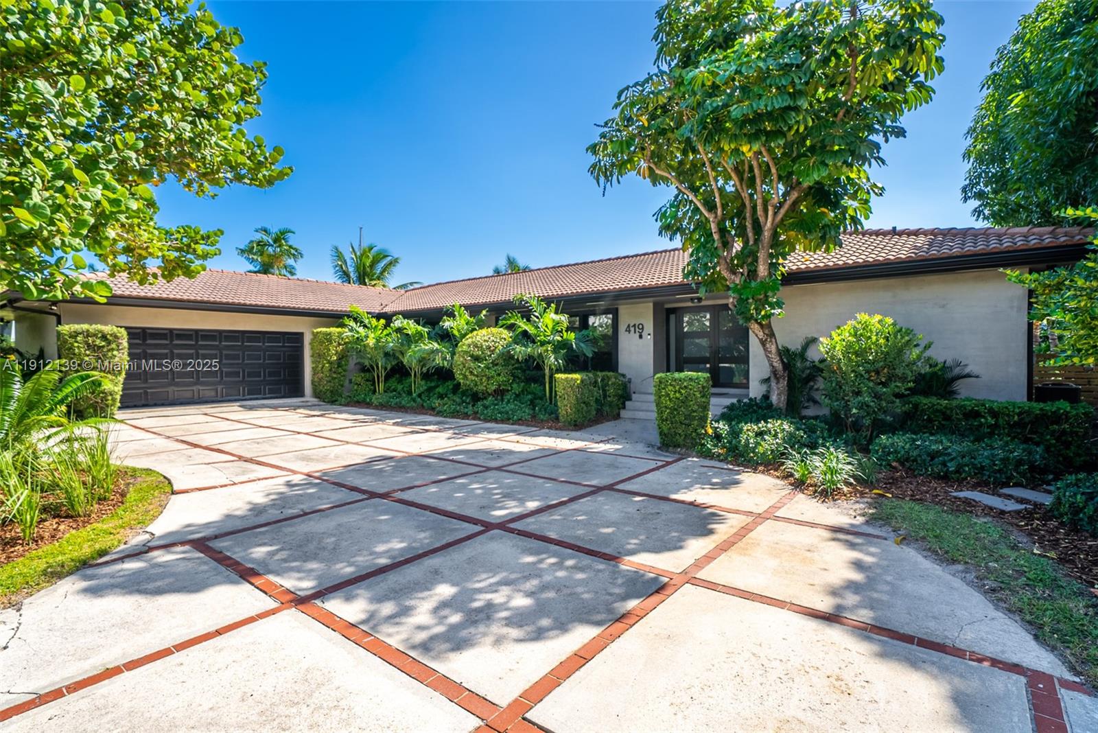 GOLDEN ISLES - Residential Lease