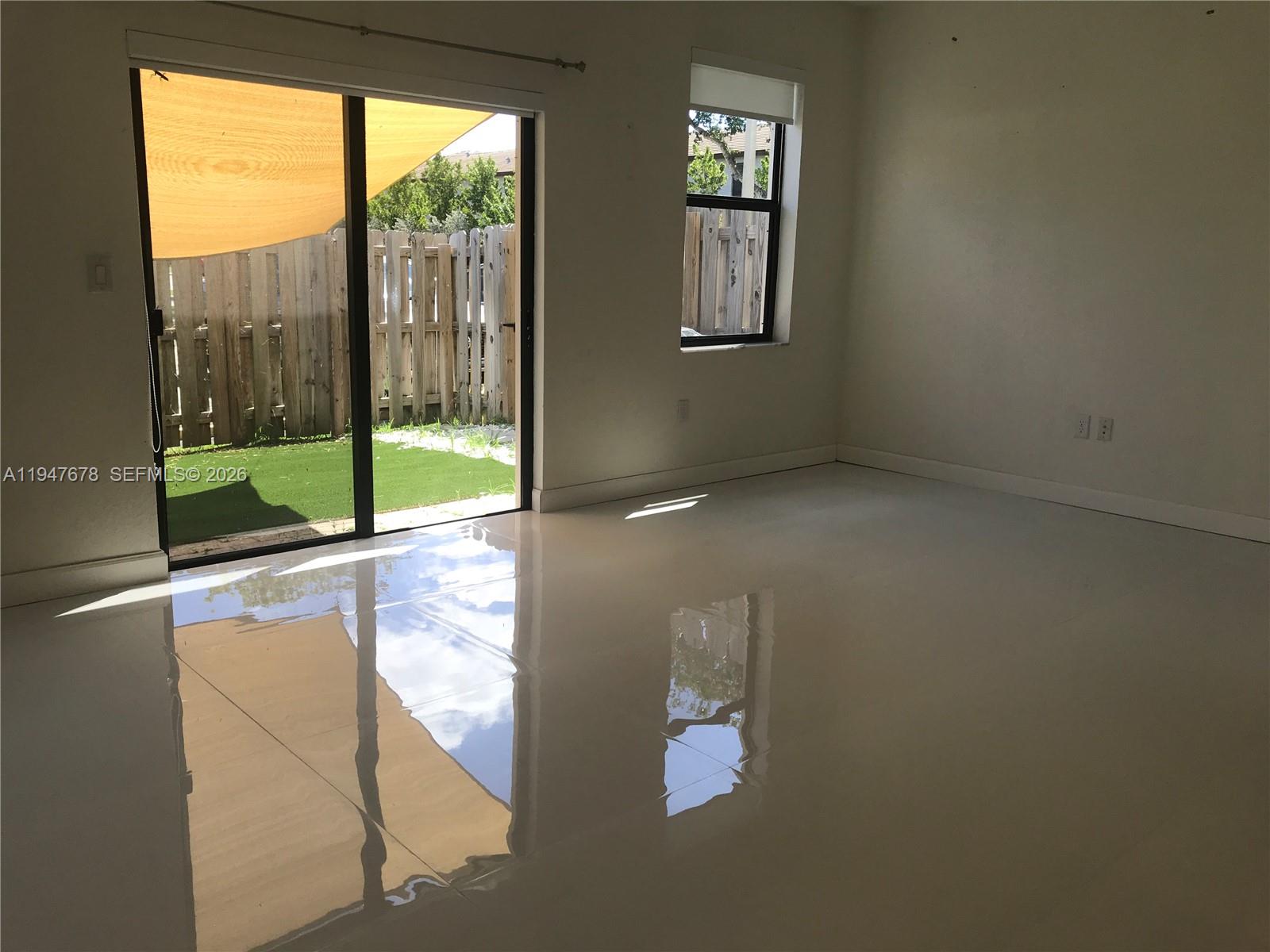 VIA VENTURA NEIGHBORHOOD - Residential