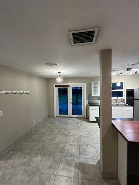 HILLSIDE PARK - Residential