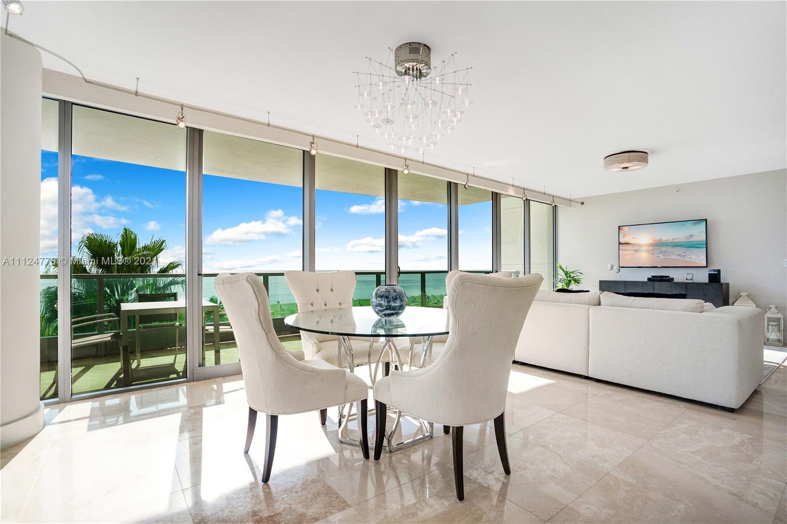 IL Villaggio South B - Residential