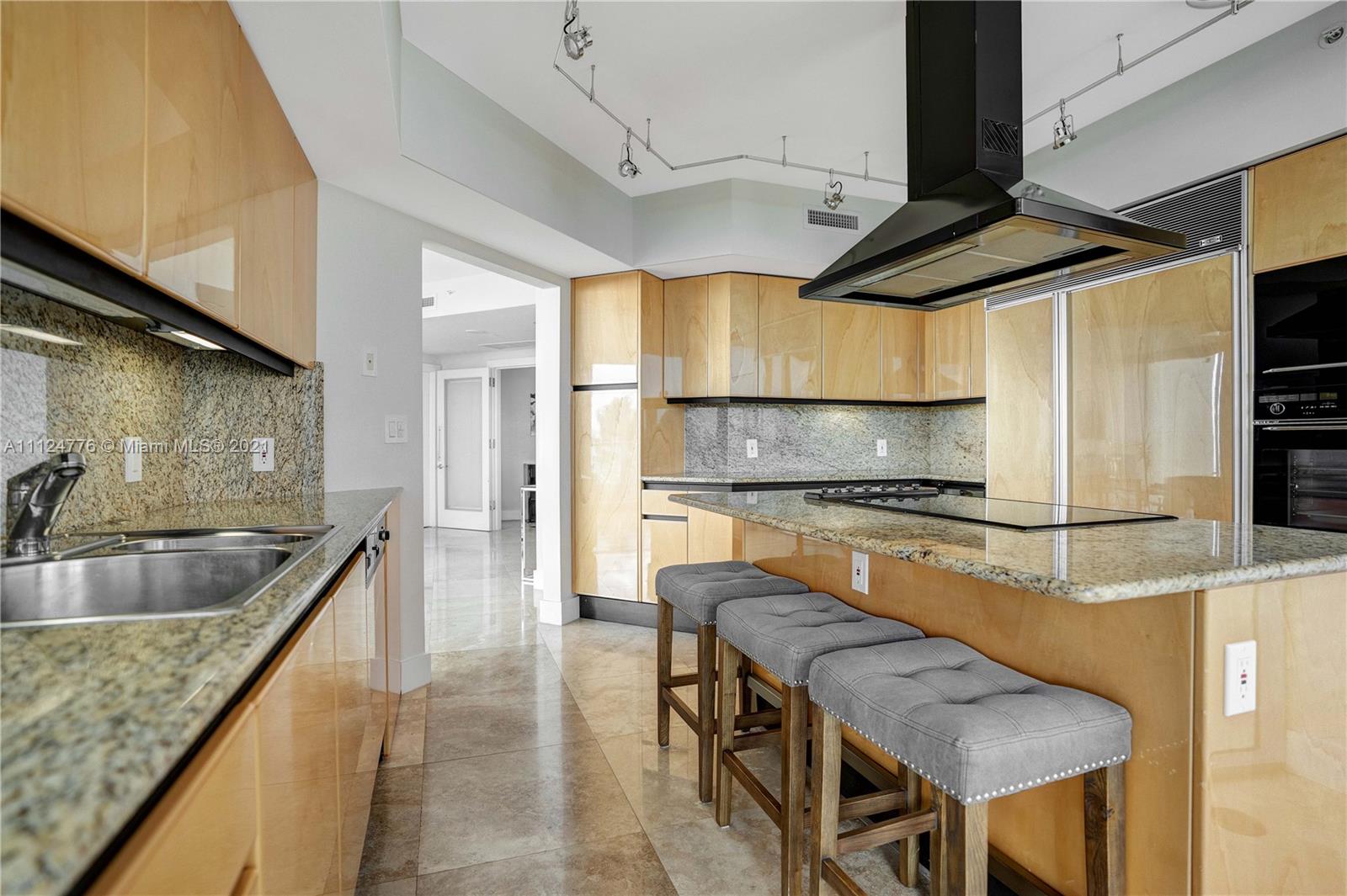 IL Villaggio South B - Residential