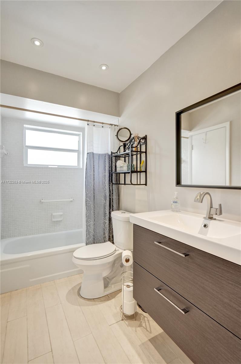 MARIGOLD GARDENS CONDO - Residential