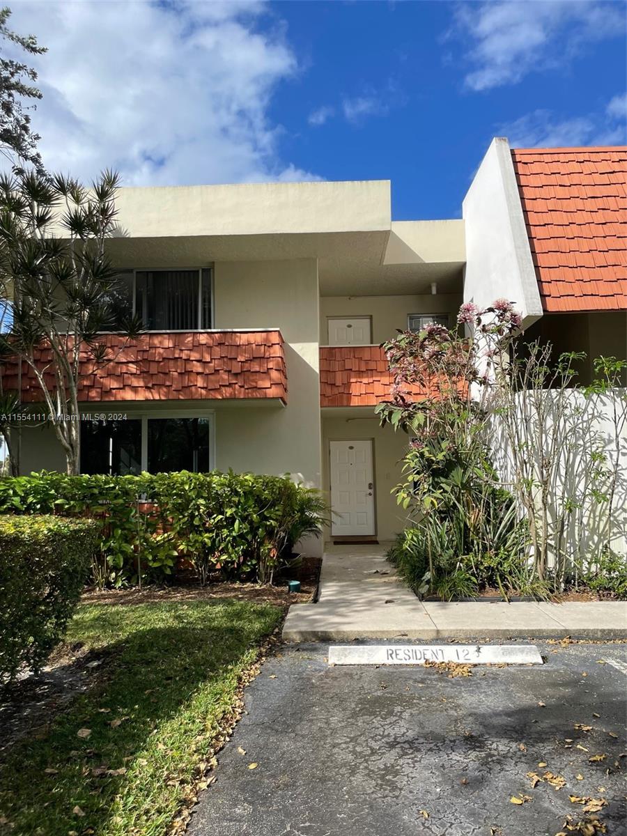 Property for Sale at 907 Cypress Ter Ter 206, Pompano Beach, Broward County, Florida - Bedrooms: 3 
Bathrooms: 2  - $318,000