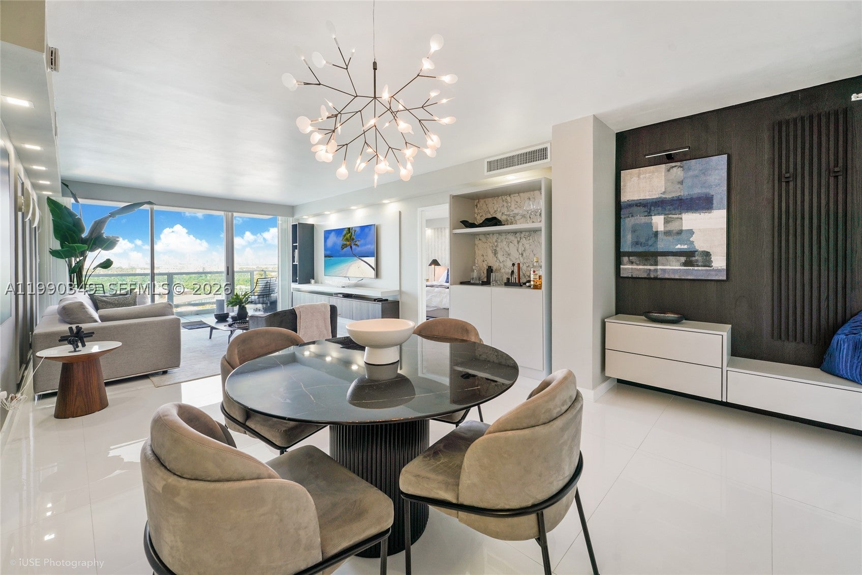 5161 Collins Ave 1508