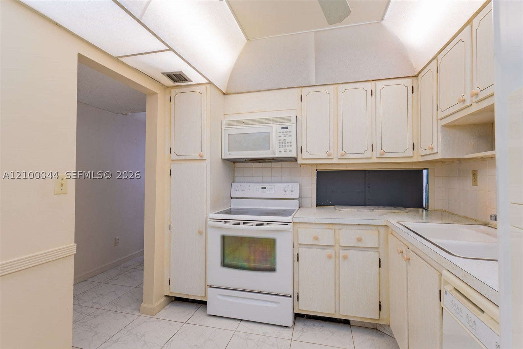 1849 S Ocean Dr 1606