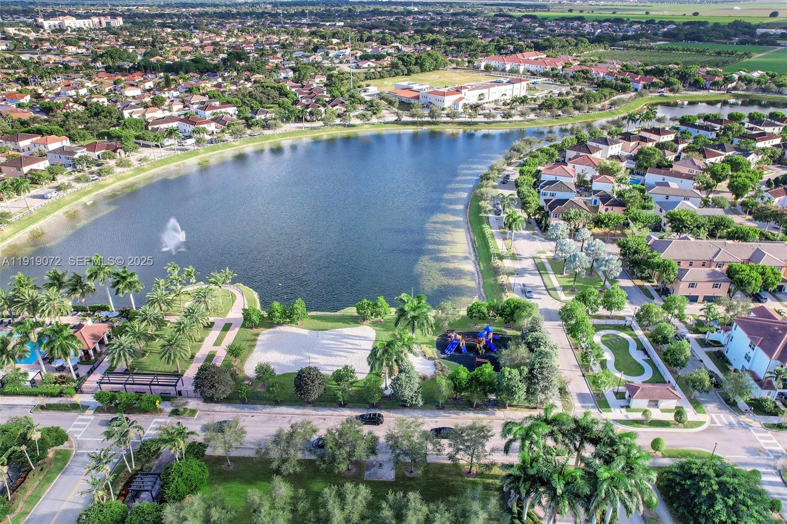 KENDALL COMMONS RESIDENTI - Residential