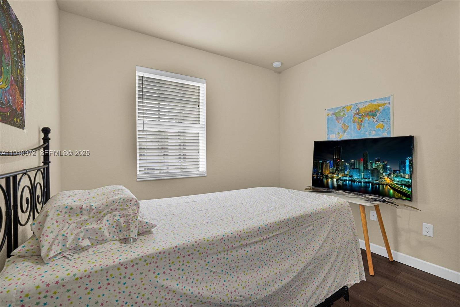 KENDALL COMMONS RESIDENTI - Residential