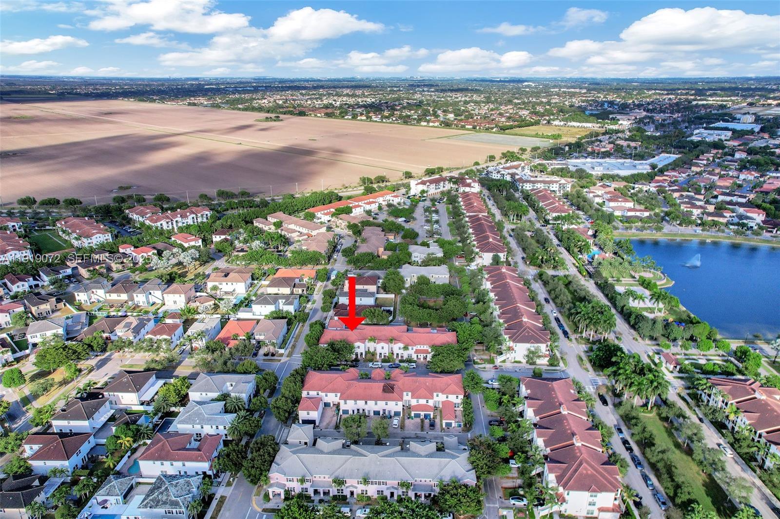 KENDALL COMMONS RESIDENTI - Residential