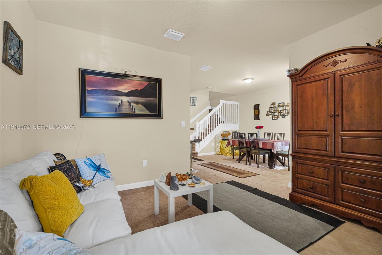 KENDALL COMMONS RESIDENTI - Residential